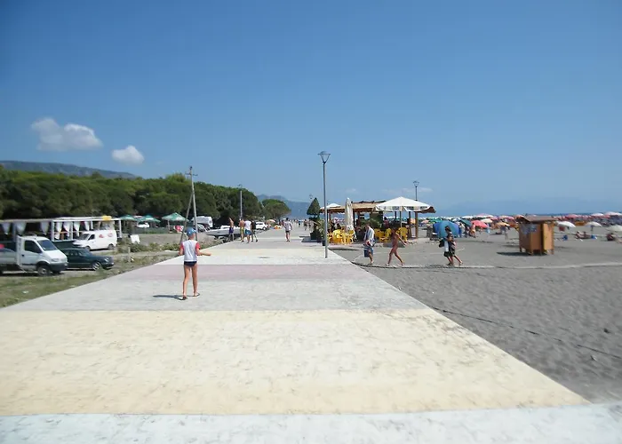 Aquarius 4* Velipojë