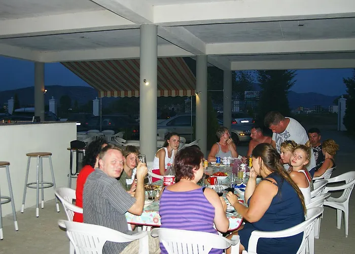 Aquarius Aparthotel Velipojë