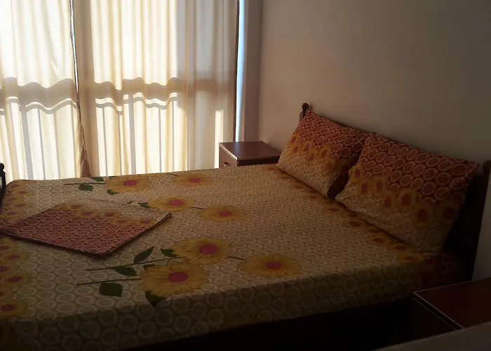 Aquarius Aparthotel 3*