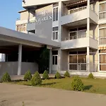 Aquarius Apart-hotel 3*
