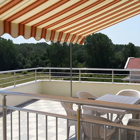 Aquarius Aparthotel 4*