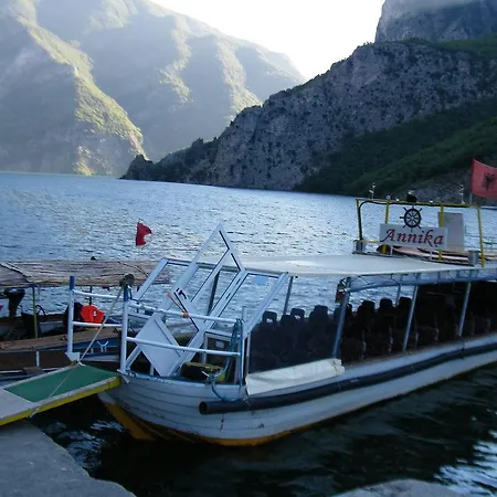 Aquarius 4* Velipojë