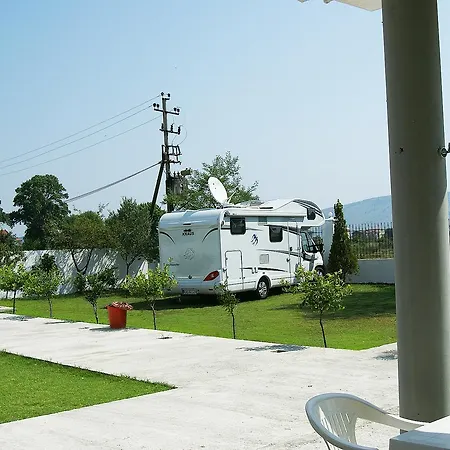 Aquarius Aparthotel