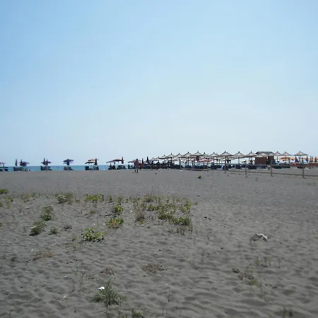 Aquarius 4* Velipojë