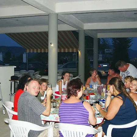 Aquarius Aparthotel Velipojë