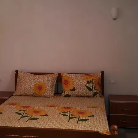 Aquarius Aparthotel 3*