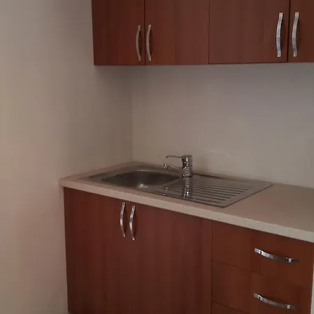 Aquarius Aparthotel Velipojë